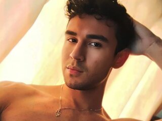 AxeelMartins naked sex livejasmin